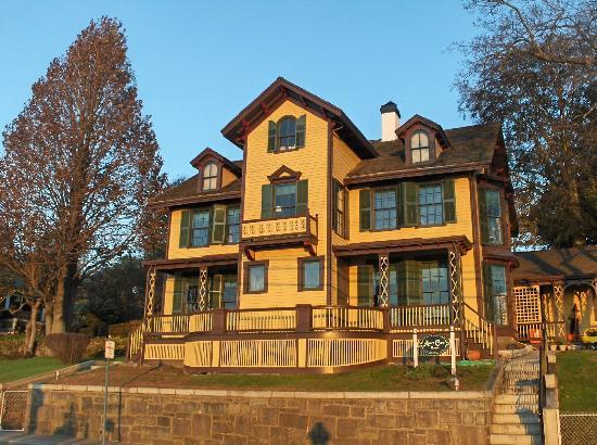 Avery Copp House