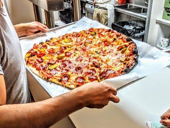 Sally's Apizza