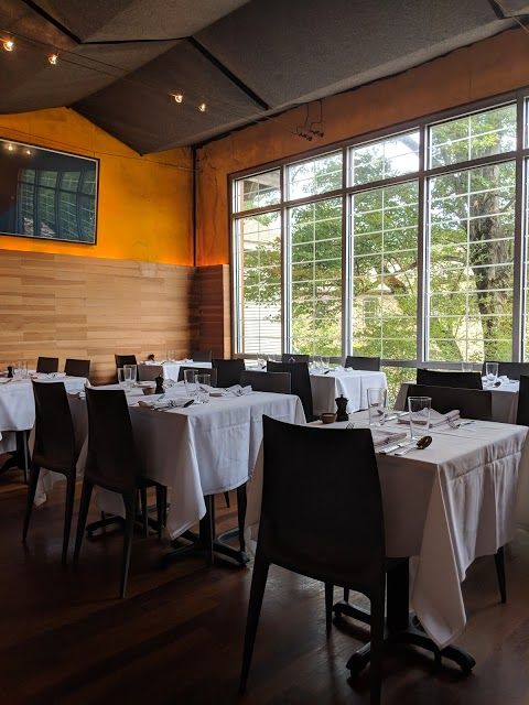 River Tavern